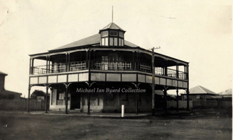 Old Bowen Office Black and White